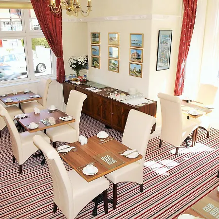 The Lonsdale * Scarborough