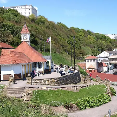 The Lonsdale * Scarborough