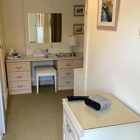 The Lonsdale Bed & Breakfast